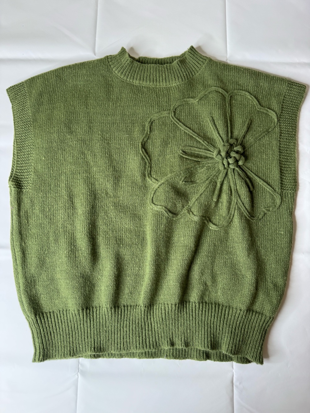 Vintage Green Flower-Applique Women's Sweater